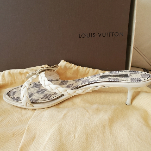 Louis Vuitton ladies sandals - Picture 8 of 16